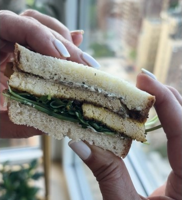 Crispy Tofu Beach Sandwich